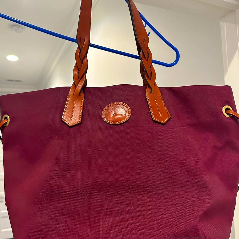 Dooney & Bourke purse